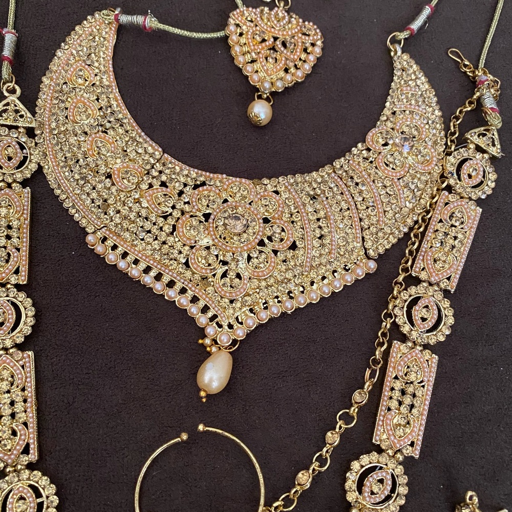 Traditional jewelry set - Picture 4 of 6